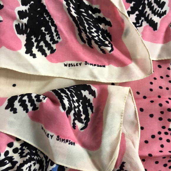 Wesley Simpson Art Work Vintage Large Scarf Conversation Piece - Picture 9 of 15